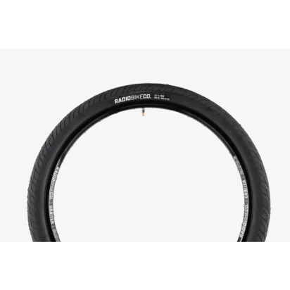 Radio STRATUS Reifen